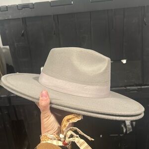 Light grey blue felt hat